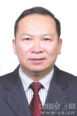来宾市委常委最新名单揭晓，与自然美景的亲密之旅